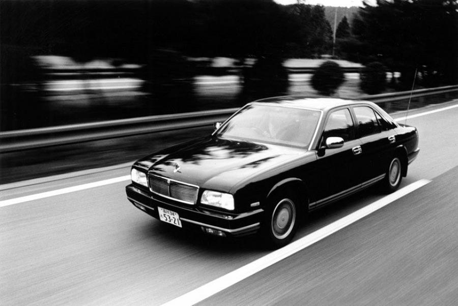  Nissan Cima (Y32) 1991 года  (фото 8 из 15)